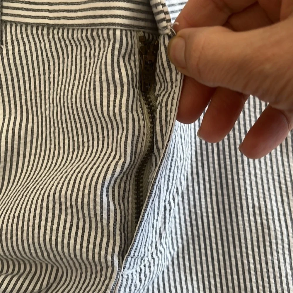 NWT Gymboree Dress Pant Size 10 Gray and white Striped